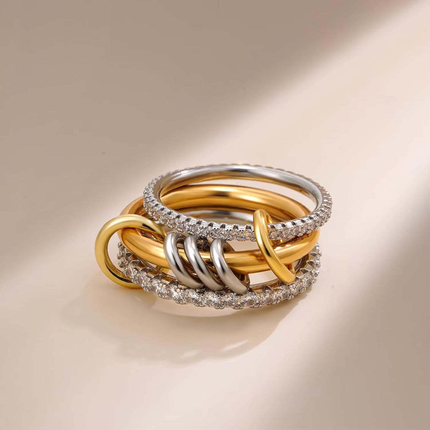 The Clara Ring