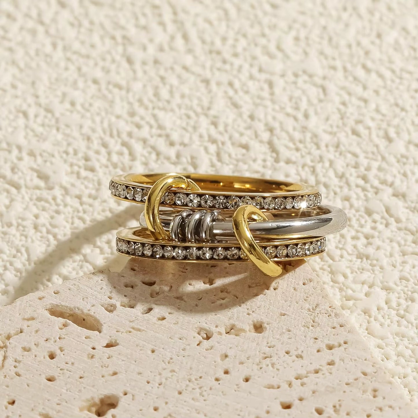 The Clara Ring