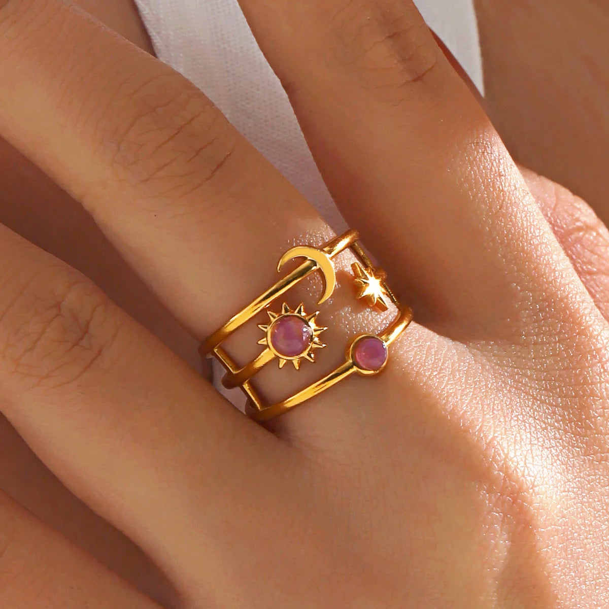The Inaya Ring