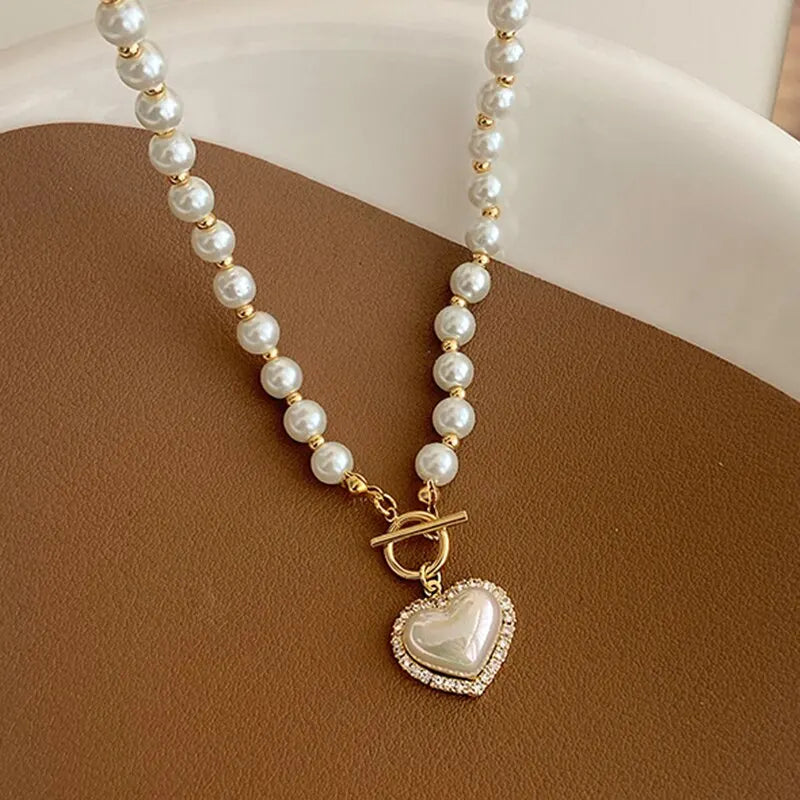 The Lucia Necklace