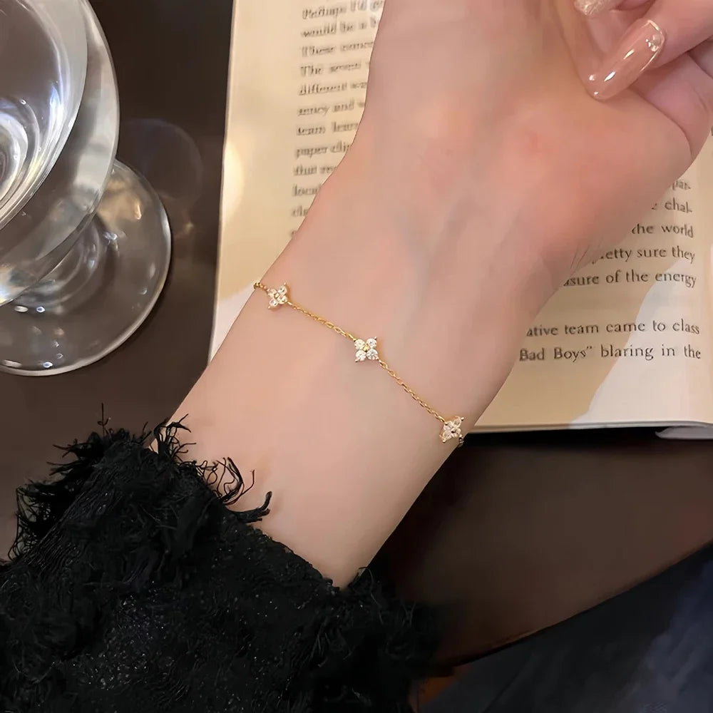 The Rose Necklace