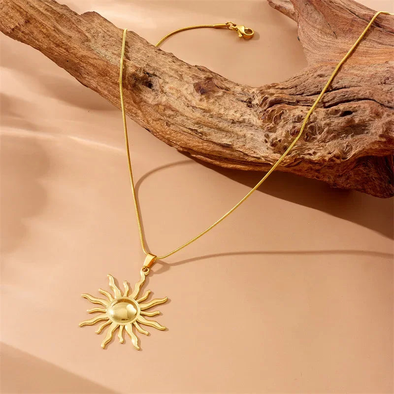 The Solana Necklace