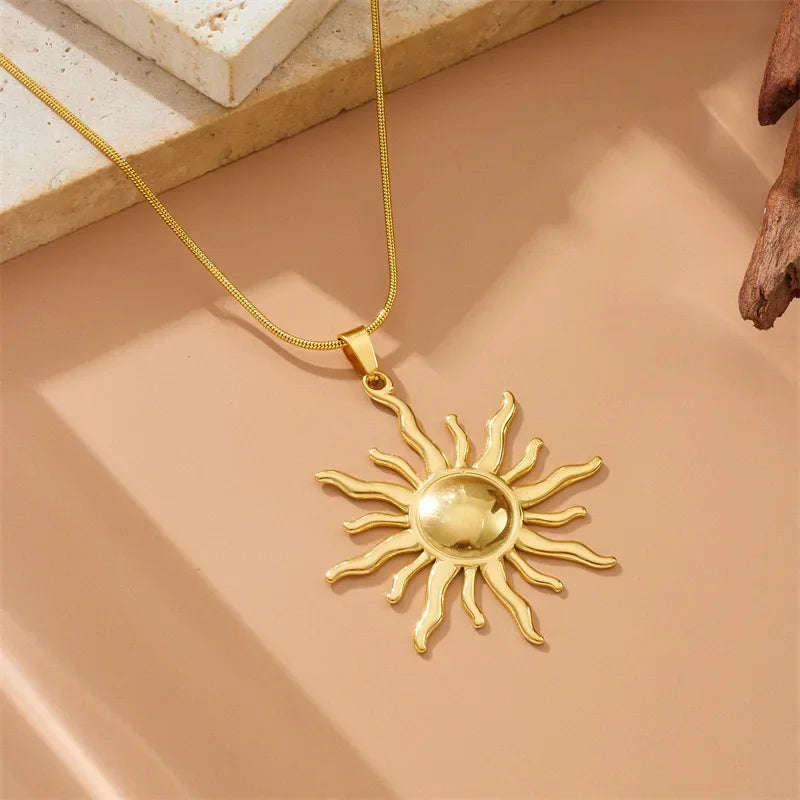 The Solana Necklace