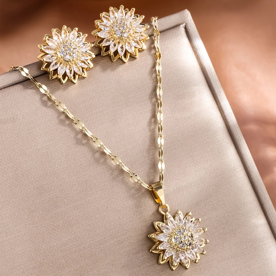 The Serena Necklace